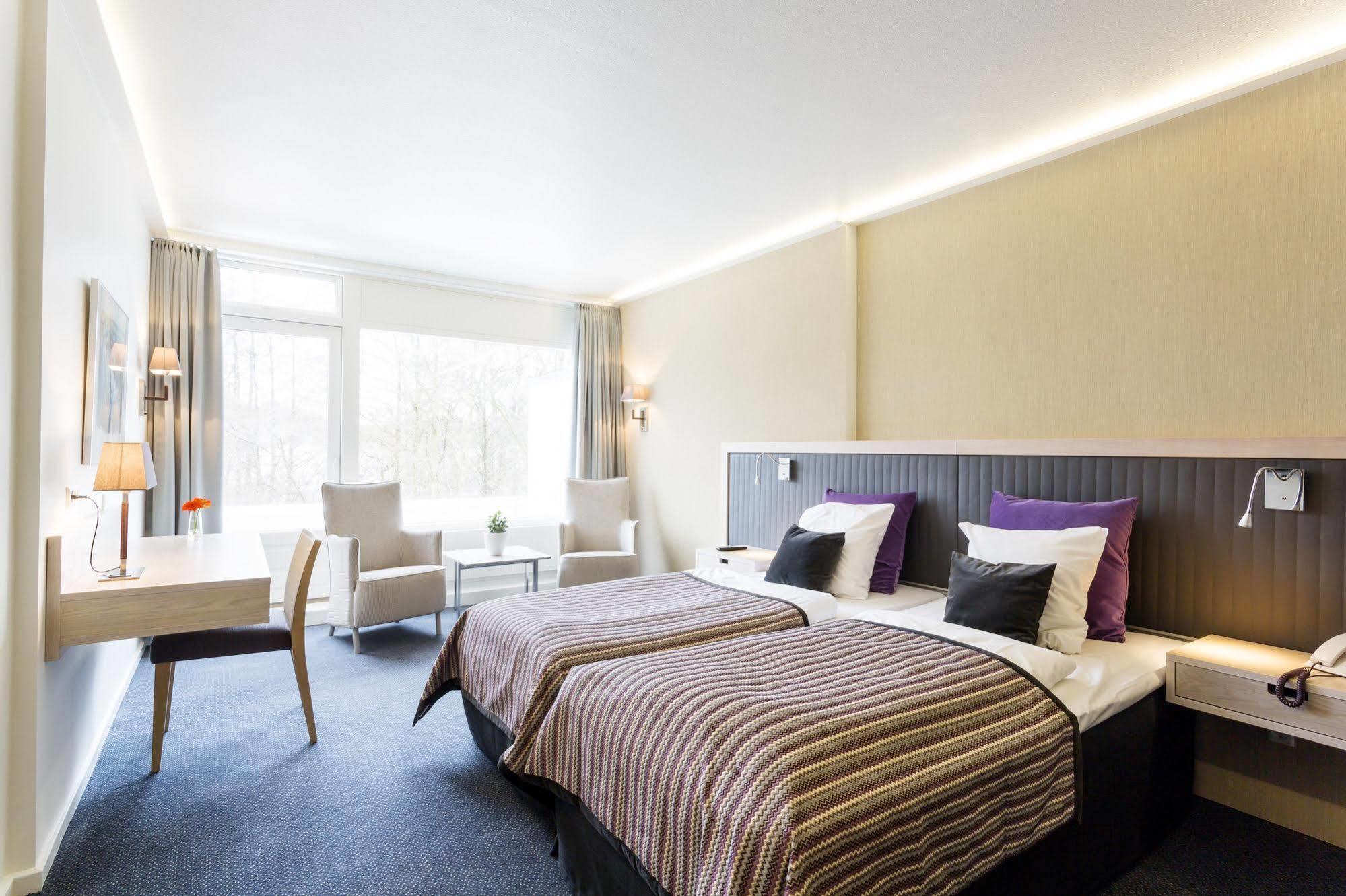 Frederiksdal Sinatur Hotel & Konference Конґенс-Люнґбю Екстер'єр фото