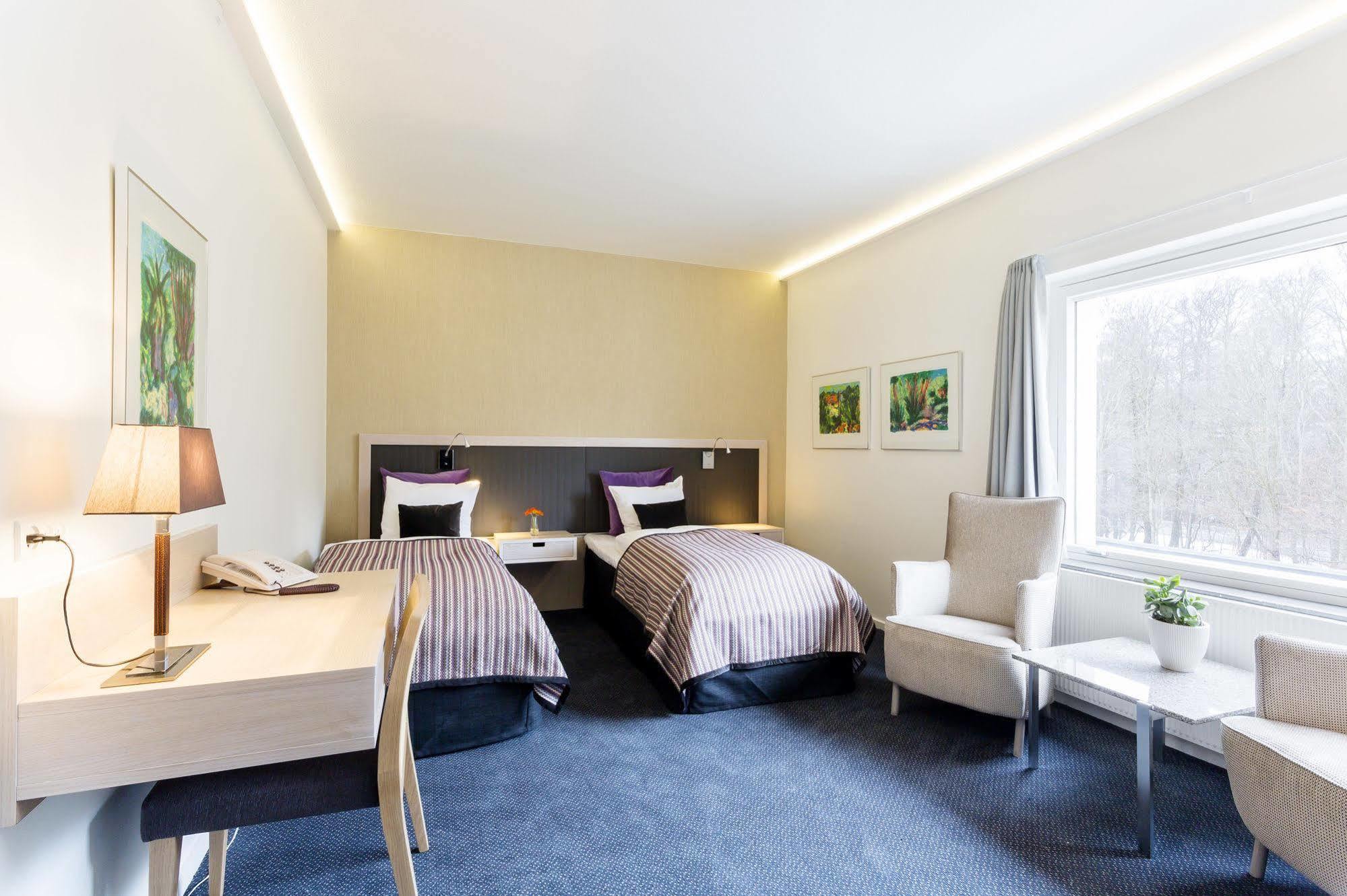 Frederiksdal Sinatur Hotel & Konference Конґенс-Люнґбю Екстер'єр фото